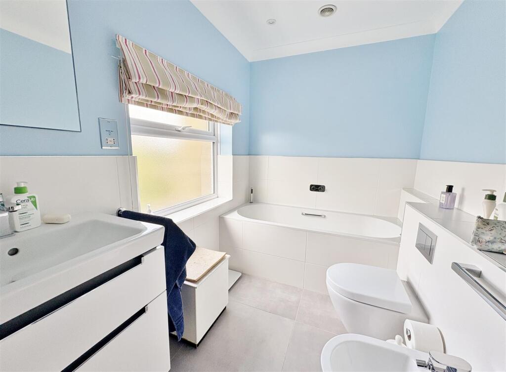 Additional image 22 of Budbury Place, Bradford-On-Avon