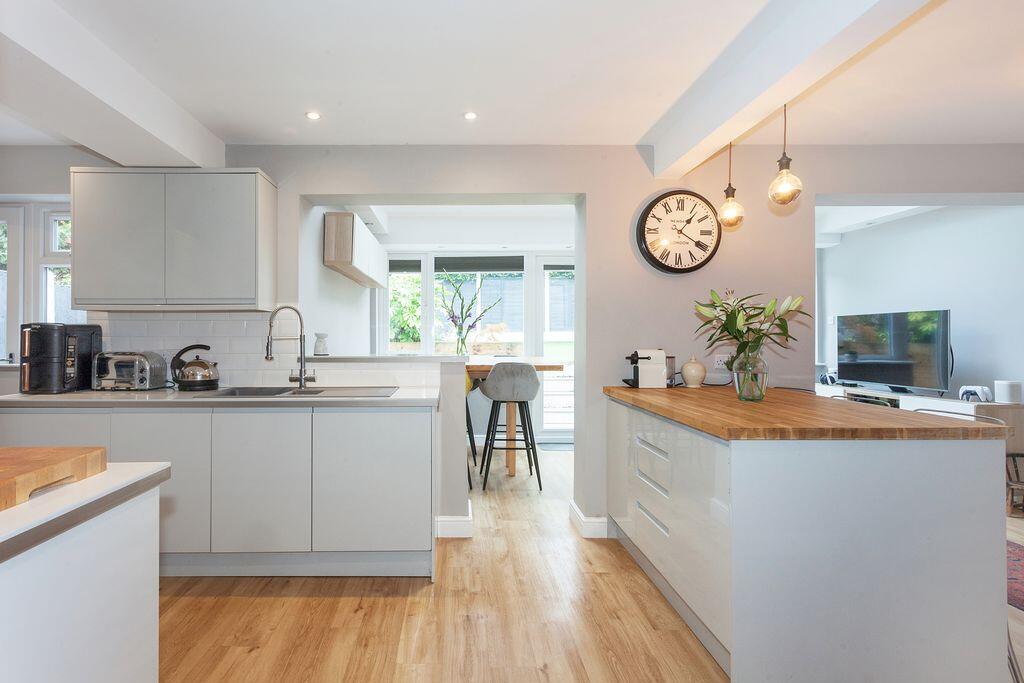 House in Congleton, West Heath - View 4