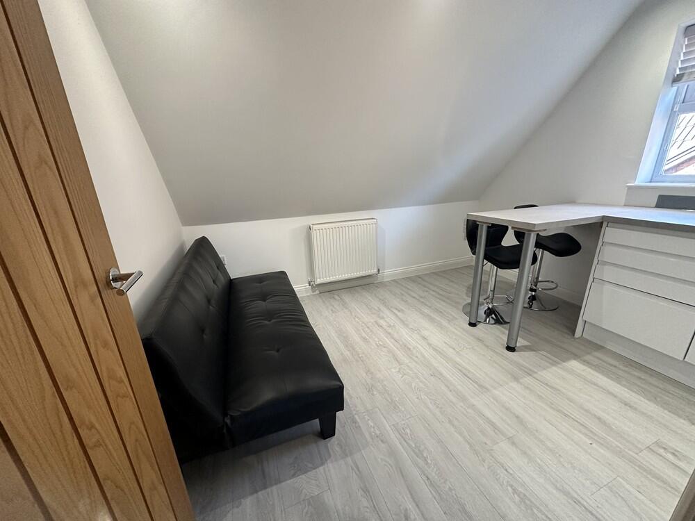 Apartment in Bedford, De Parys - View 2