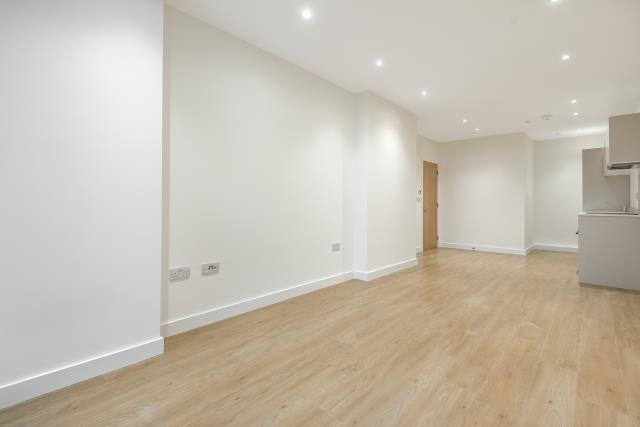 Apartment in Bracknell, Easthampstead - View 3