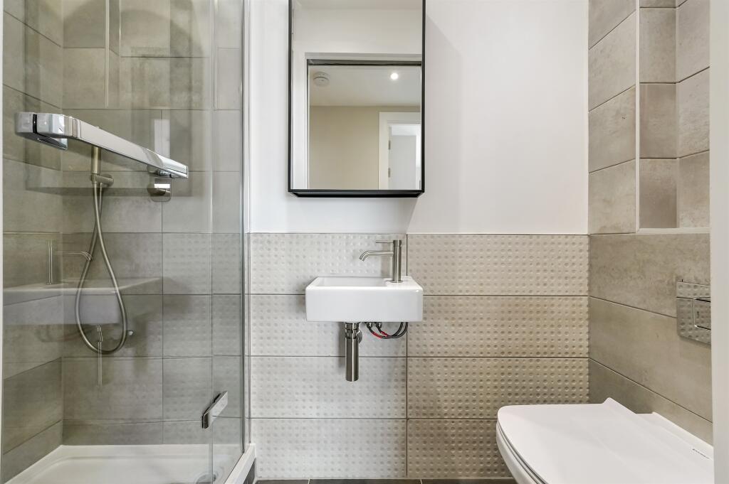 Apartment in London, Shepherd's Bush - View 5