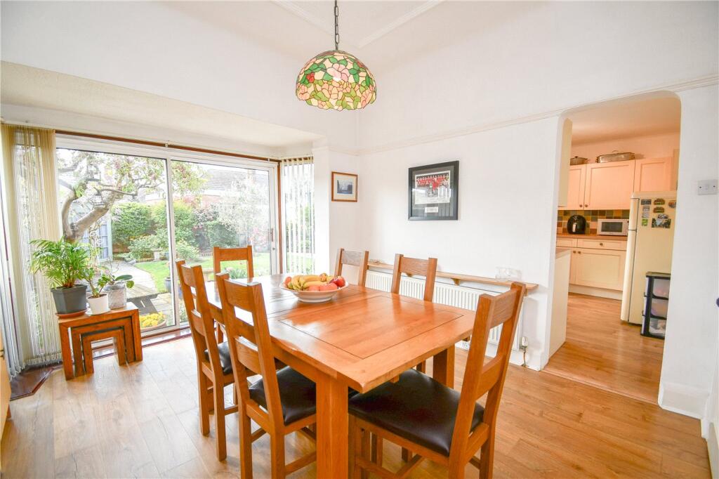 Glebelands Road, Moreton, Wirral photo 4
