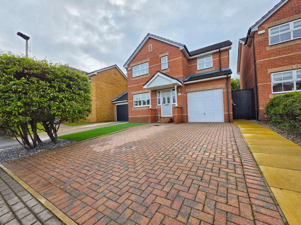 Main image of property: Alford Close, Barnsley, S75 2SB