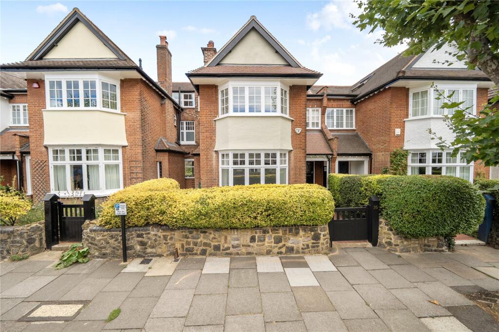 Main image of property: Fortismere Avenue, London, N10