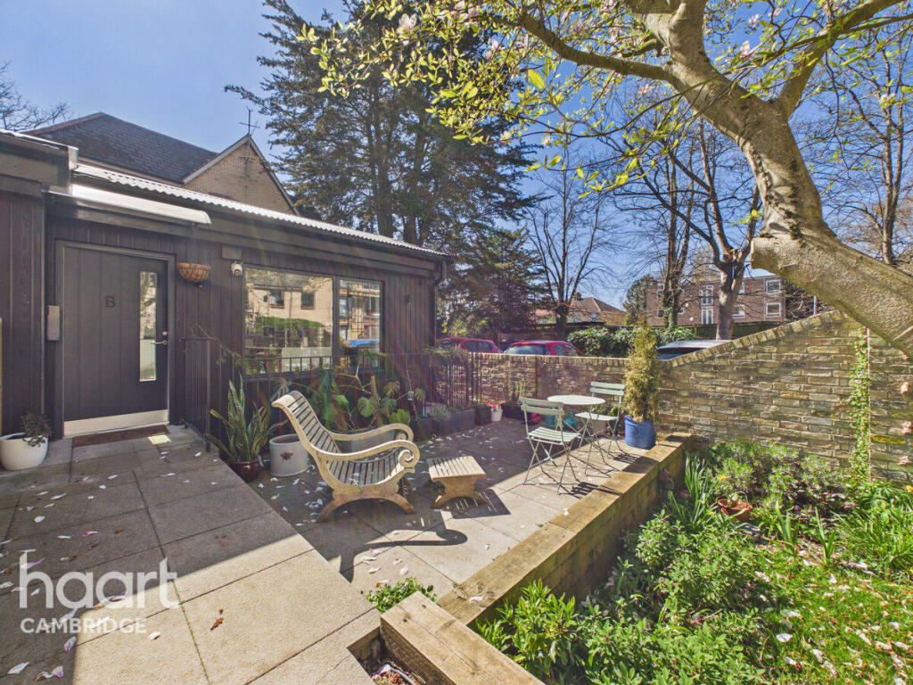Main image of property: Barton Road, Cambridge