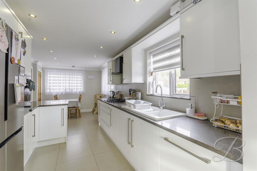 House in Nottingham - View 2