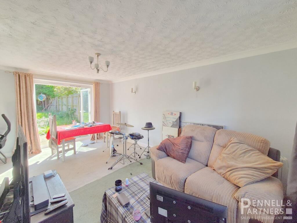 19, Springfields photo 3