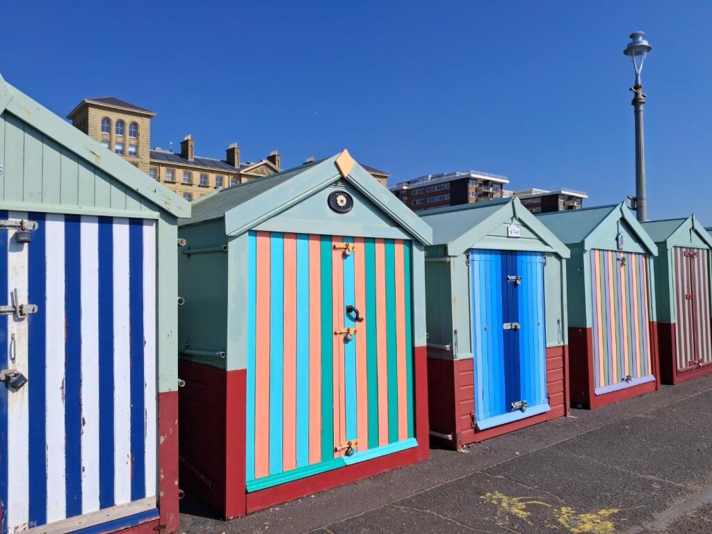 Kingsway, hove photo 3