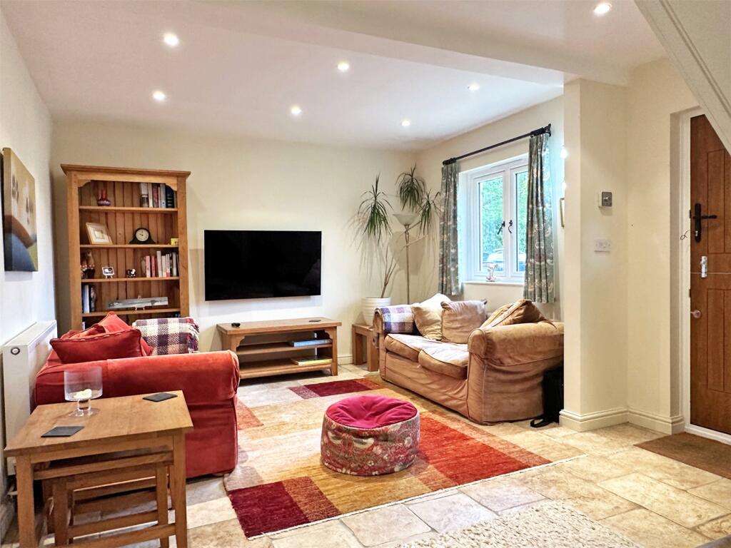 House in Southampton - View 5