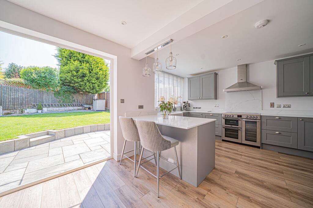 House in Solihull, Ulverley Green - View 5