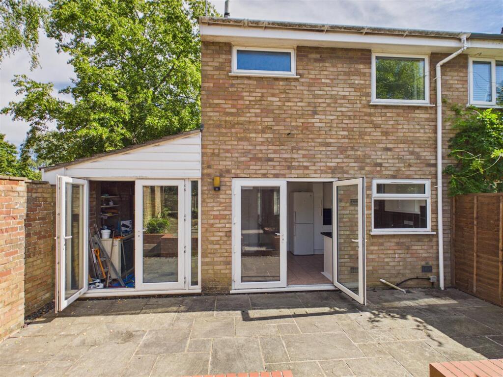 House in Stevenage - More