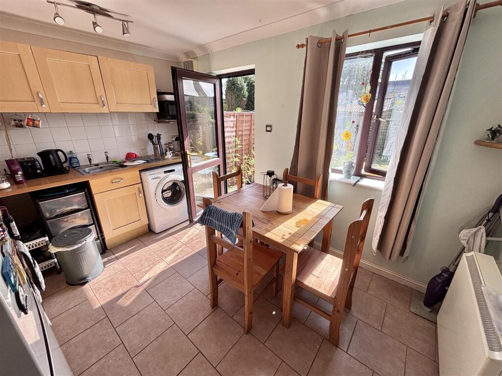 House in St Stephen, Central Treviscoe, Treviscoe - View 4