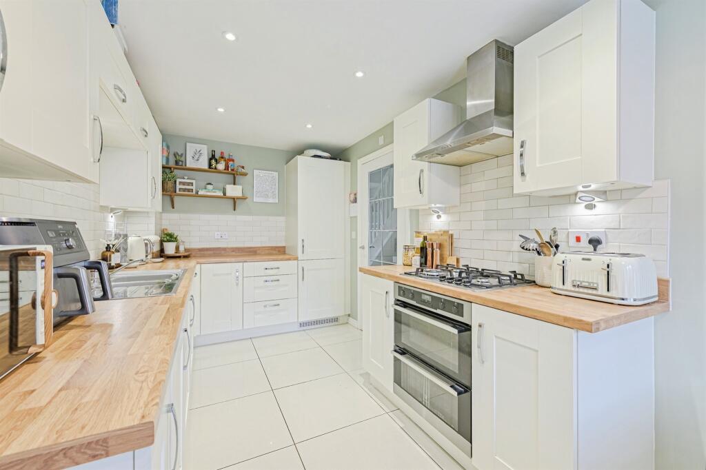 House in North Warwickshire, Polesworth CP - View 4
