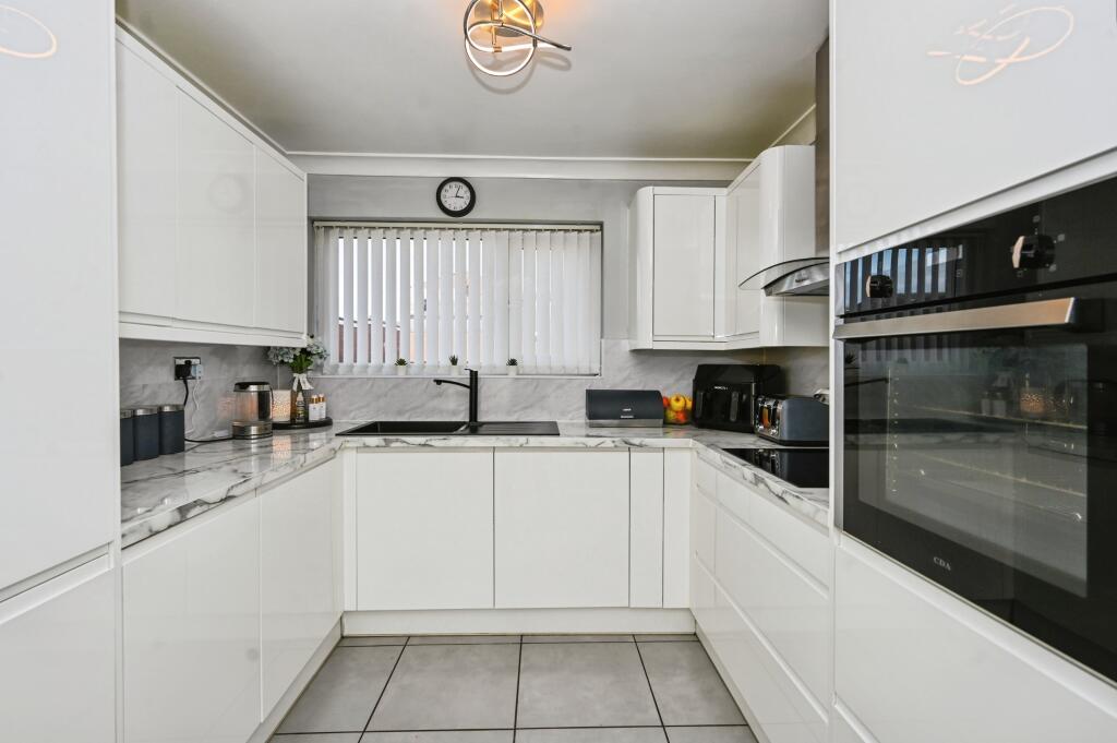 Woodrow, Skelmersdale, WN8 photo 4