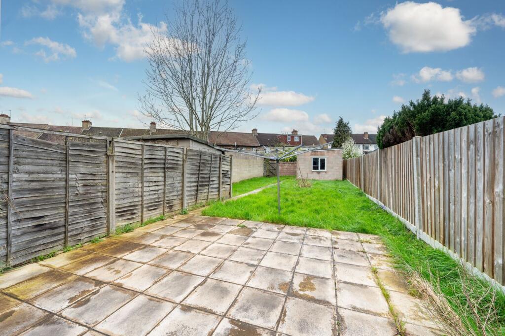House in Harrow - View 4