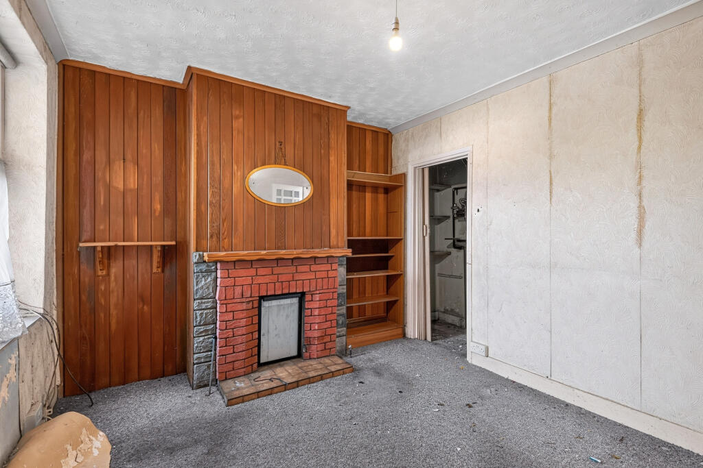 House in Chatham, Luton - View 5