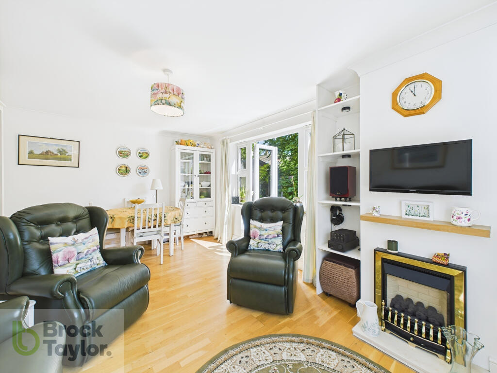 Queens Road, Haywards Heath photo 4