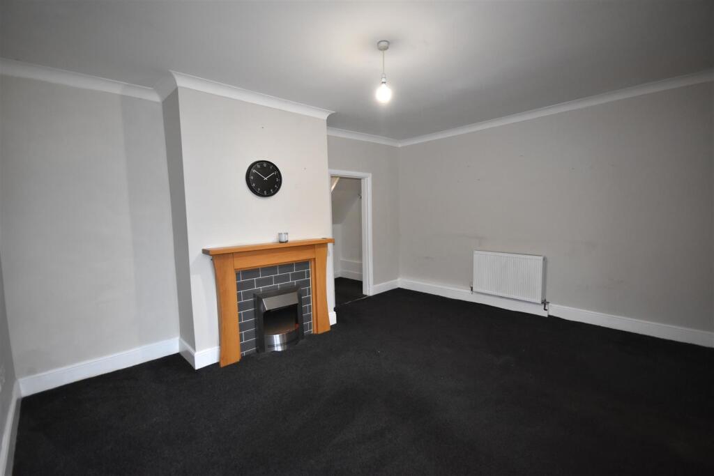 House in Doncaster - View 5