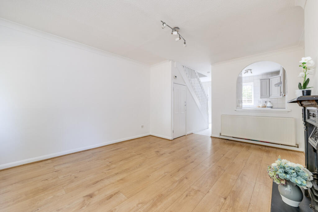House in Redhill - View 4