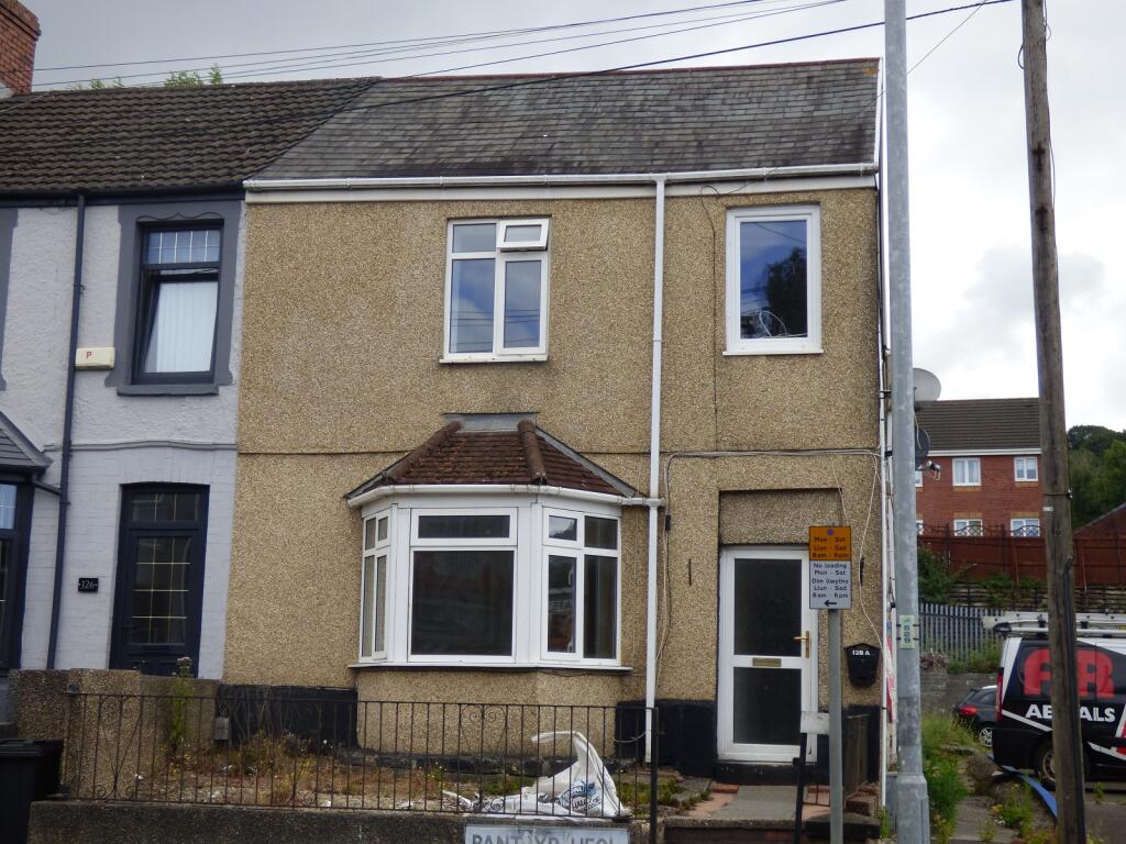 Main image of property: Pant Yr Heol, Neath, Neath Port Talbot. SA11 2HD