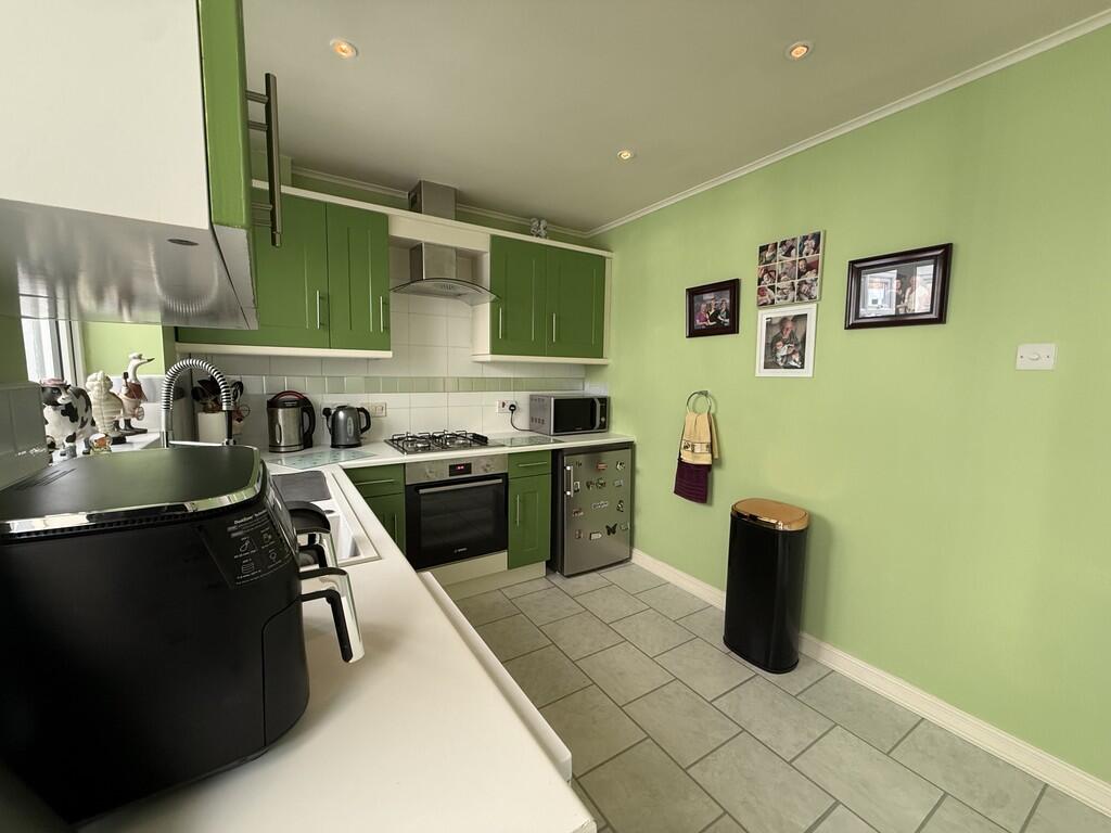Shakespeare Close, Rudheath, Northwich photo 4