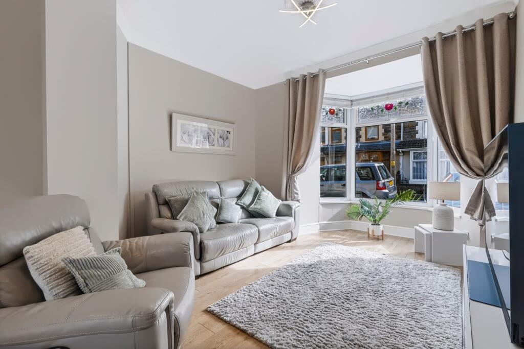 House in Pontypridd, Hawthorn - View 3