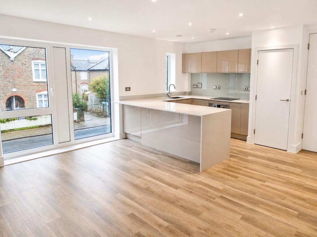 Apartment in London - View 2