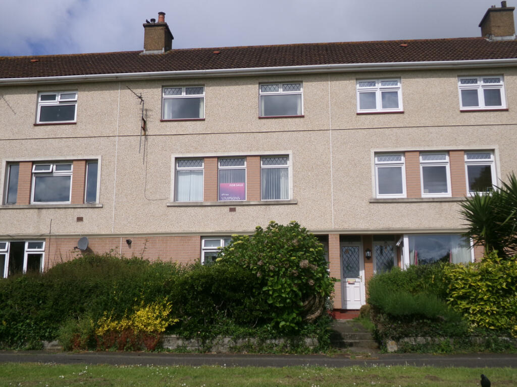 2-bed flat on Alderwood Road West Cross Swansea Sa3 5jd, £169,000