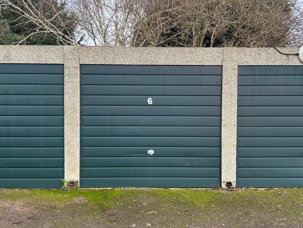 Main image of property: Garage 6, Abbey Road, Cambridge, Cambridgeshire, CB5 8HQ