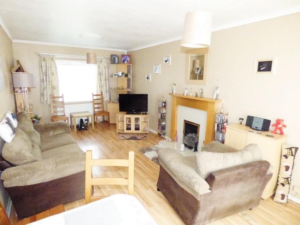 St. Catherines Drive, Leeds, West Yorkshire, LS13 photo 5