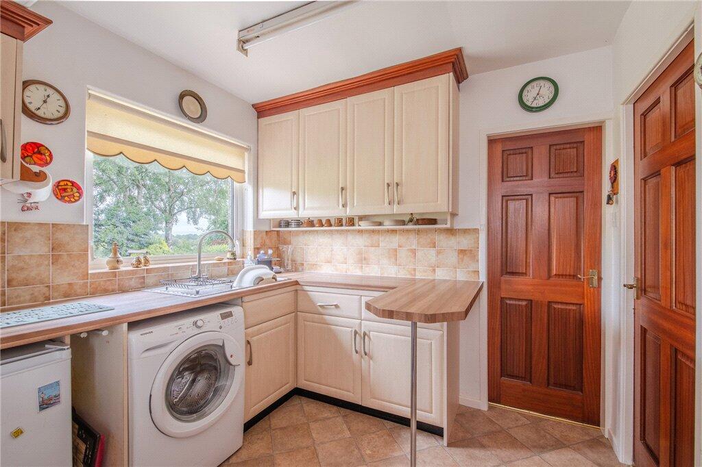 House in Bradford - View 4
