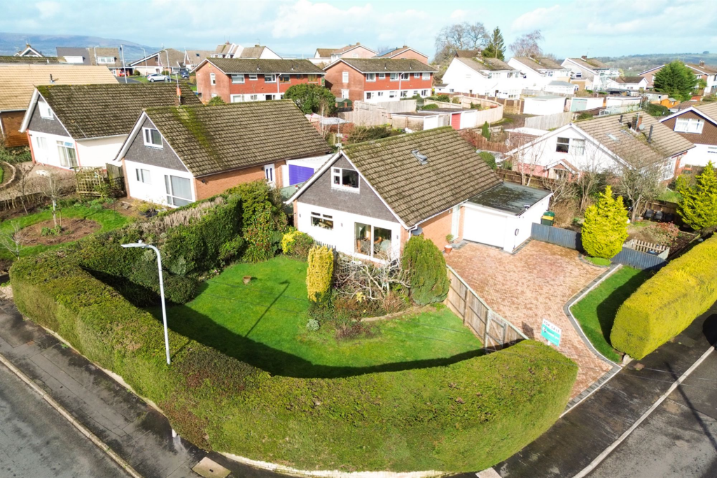 4-bed detached on Anthony Drive, Caerleon, NP18, £370,000