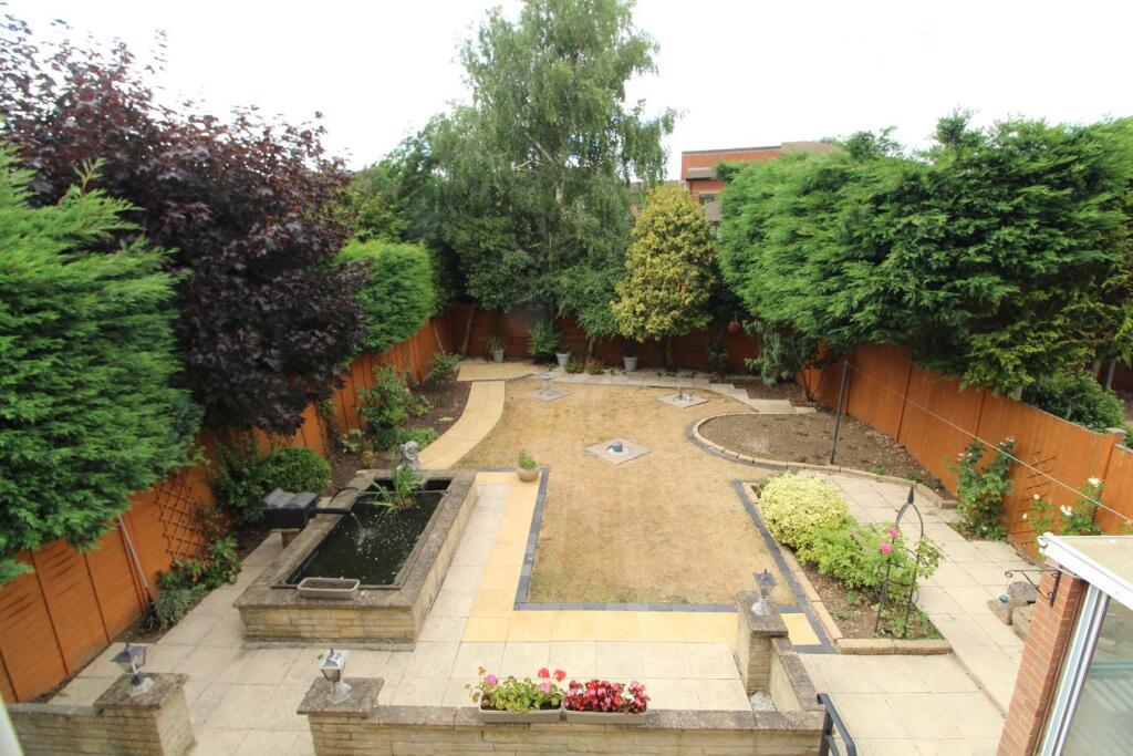 Goscote Drive, Lutterworth, LE17 photo 2