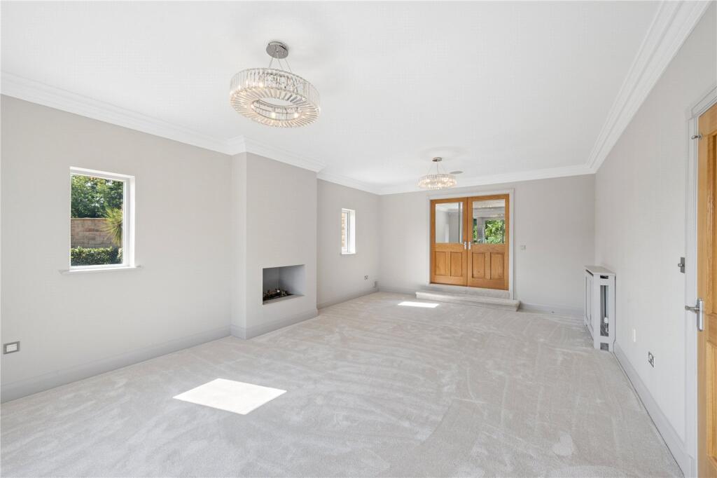 Lowfield Farm, Aberford Road, Barwick In Elmet, Leeds, West Yorkshire - View 6