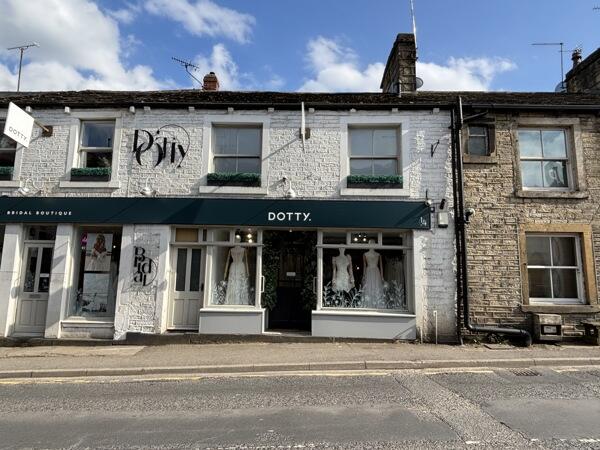 Main image of property: 14 Huddersfield Road, Holmfirth, West Yorkshire, HD9