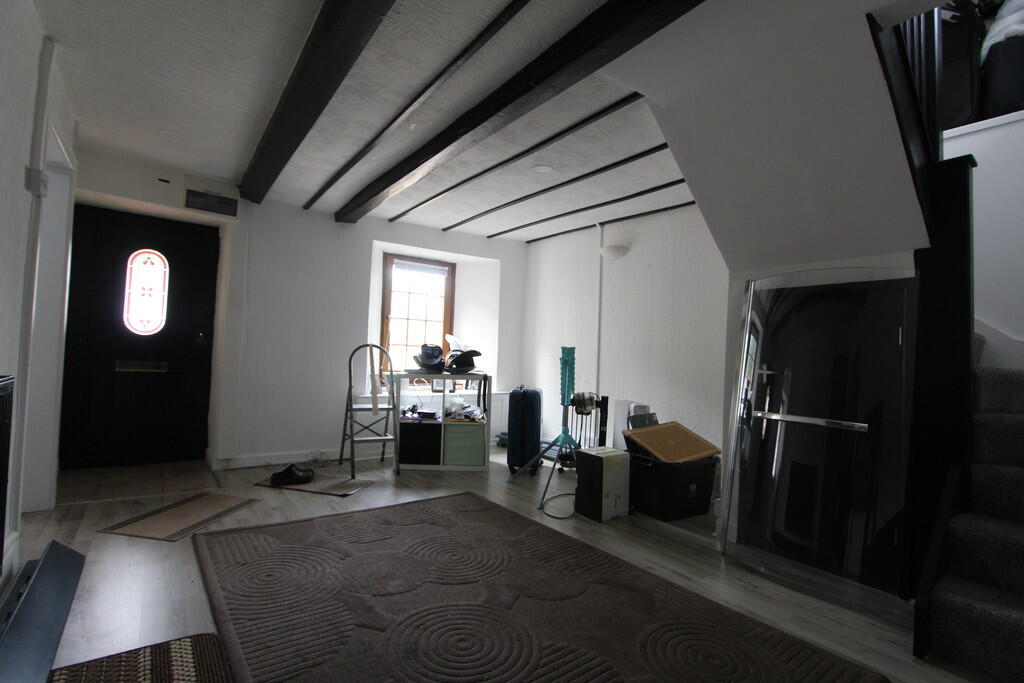 House in Treharris - View 4