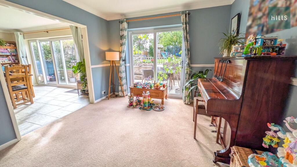 House in Worcester - View 4