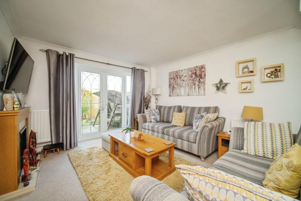 House in Bracknell, Warfield - View 5