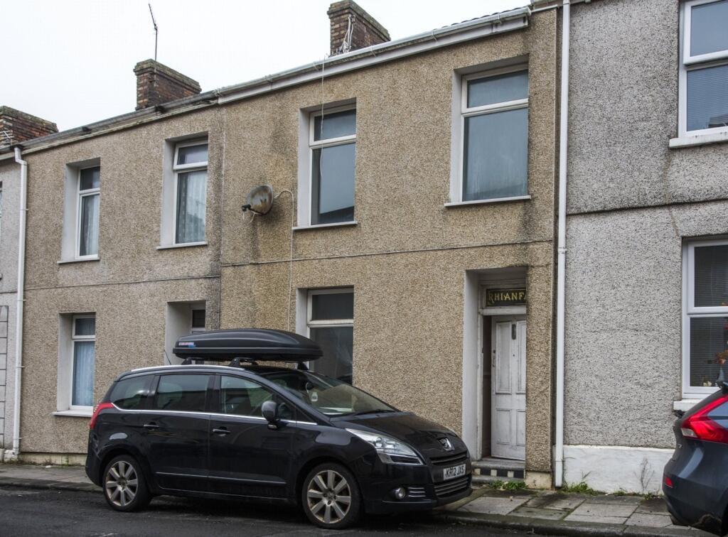 Main image of property: Russell Street, Llanelli, SA15