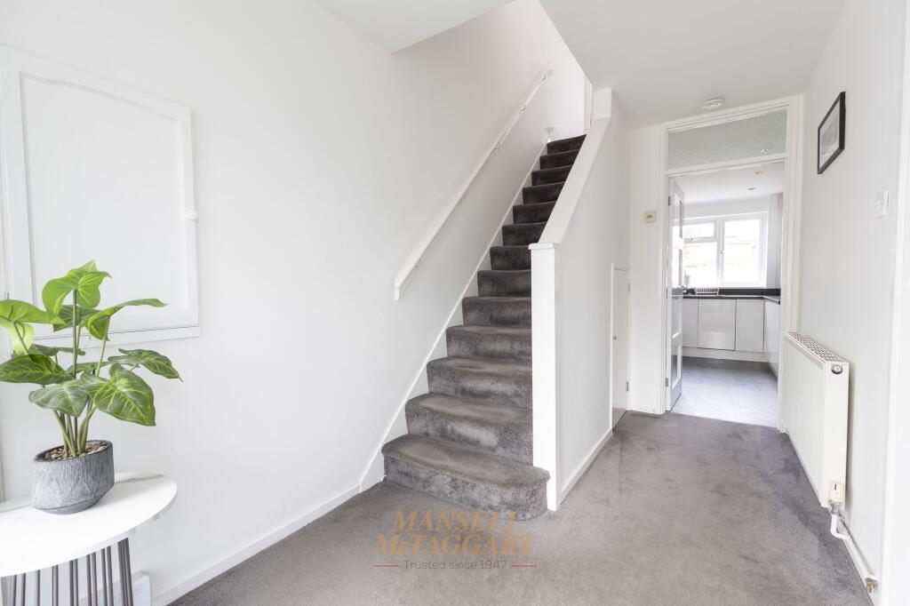 House in Crawley, Worth - View 3