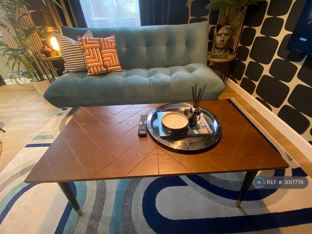 Apartment in Manchester - More