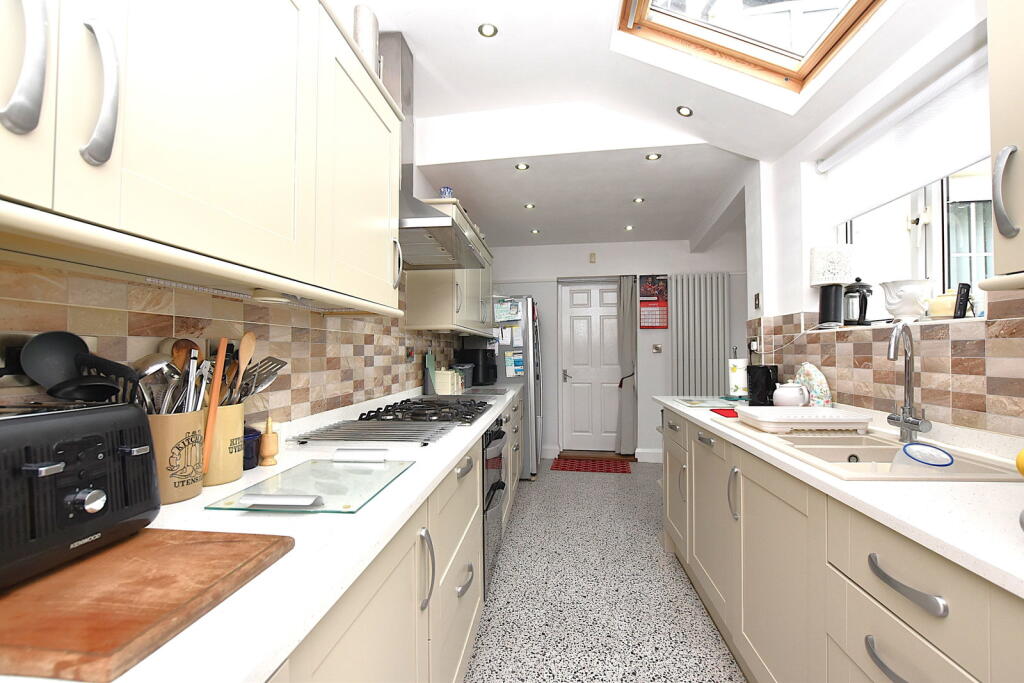 House in Prenton, Larchwood - View 5
