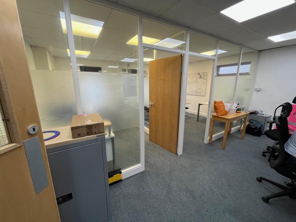 Photo 13