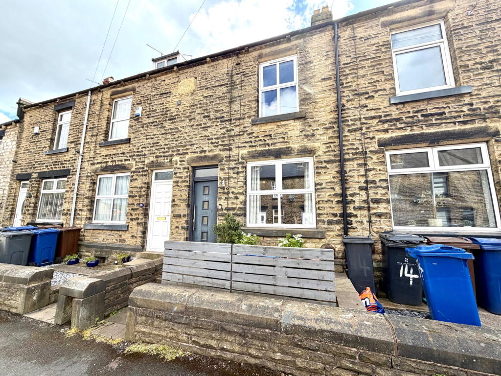 Main image of property: Don Street, Penistone, Sheffield, S36 6HA