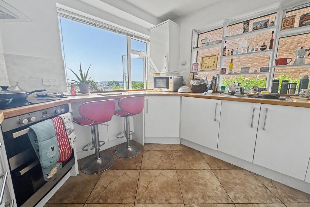 Apartment in Bournemouth - View 5