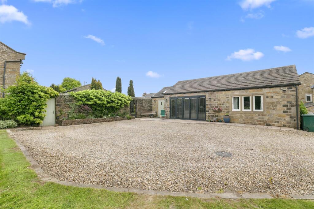 Additional image 6 of Eldwick Hall, High Eldwick