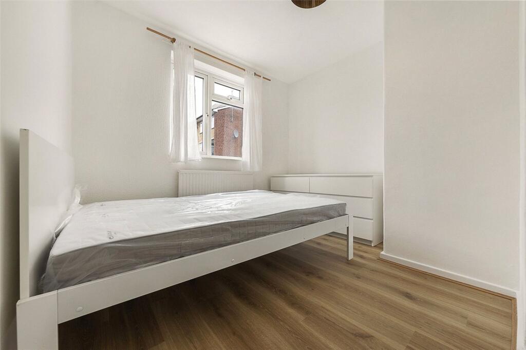 3 bedroom maisonette for rent