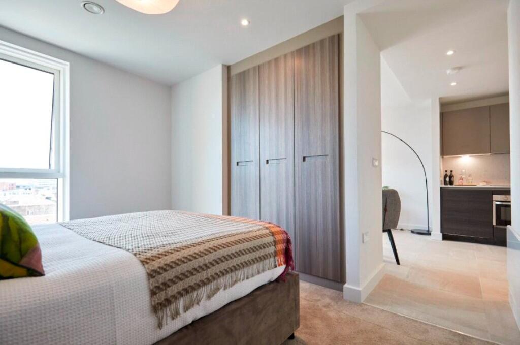 Studio flat for rent