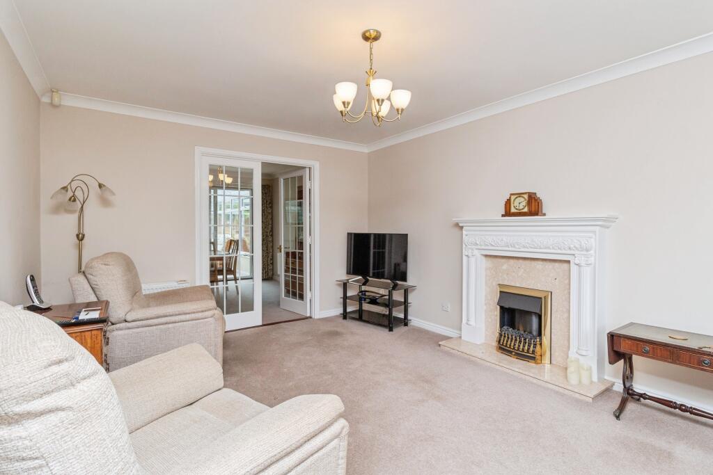 House in Stoke-on-Trent - View 3