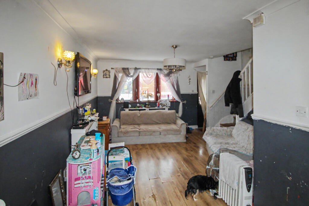 House in Bradford, Ferncliffe, Bingley - View 3